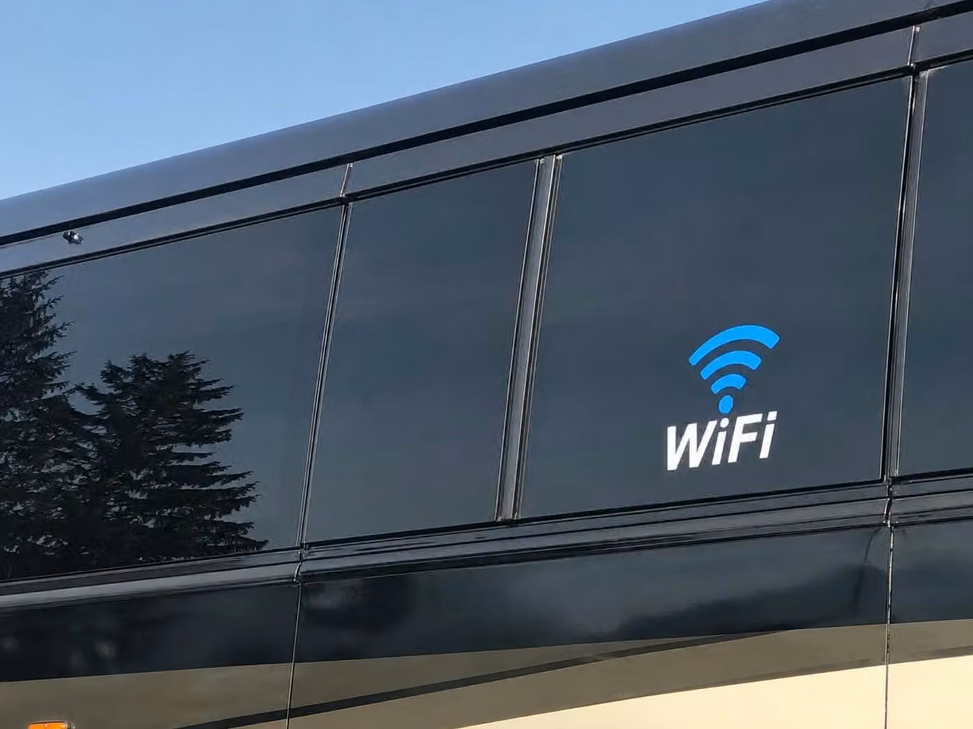claremont 18 passenger minibus wifi
