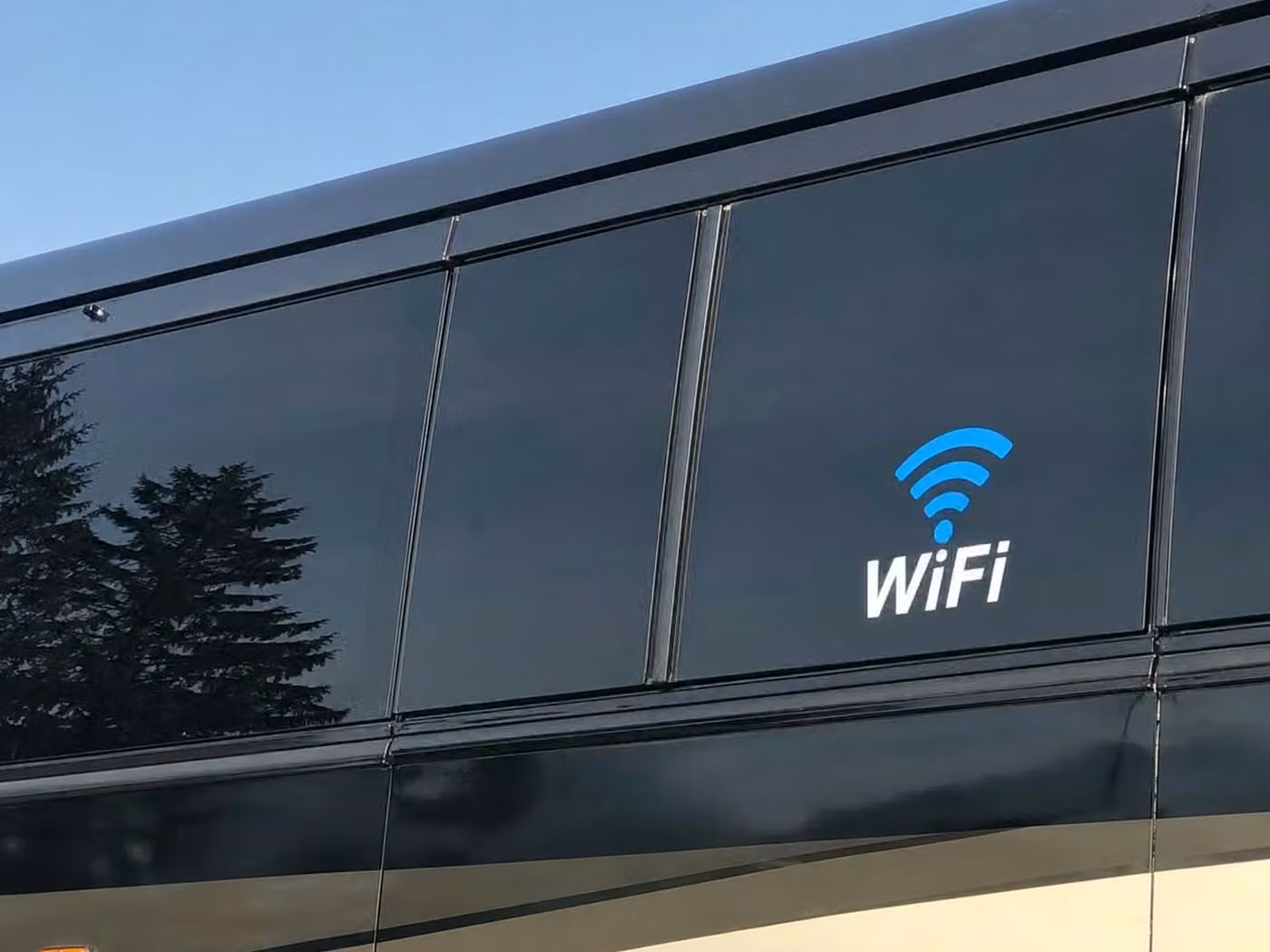 claremont charter bus wifi