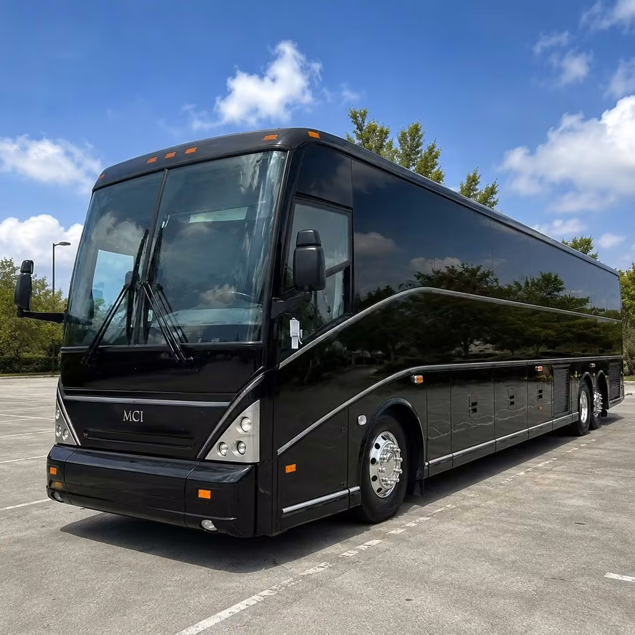 claremont custom branded bus wraps and semester long shuttle programs in claremont