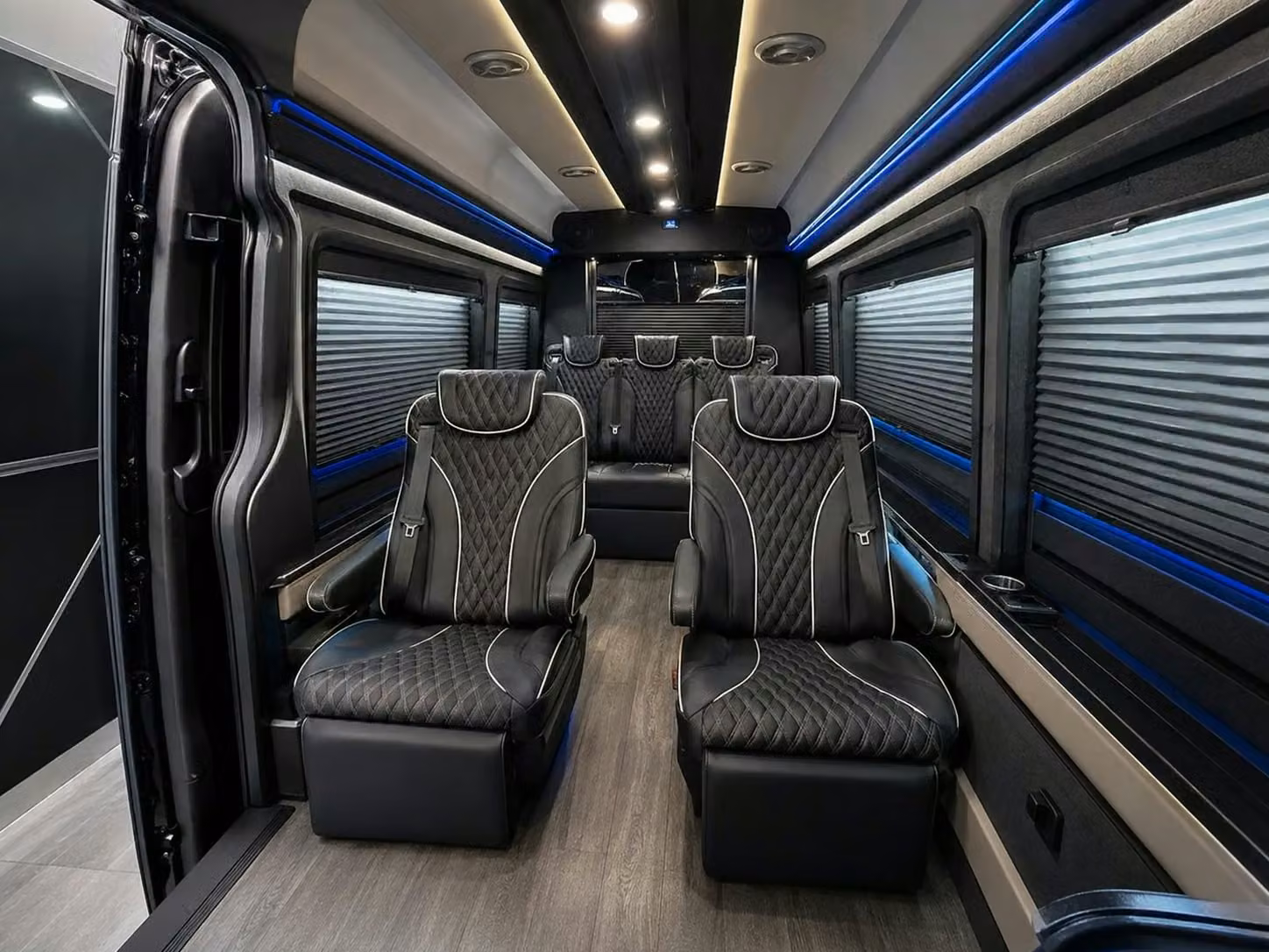 claremont easy claremont airport shuttle bus services for groups of all sizes